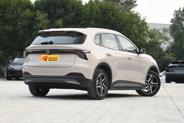 2025款MG ES5 525max 后驱智驾版