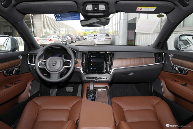 2022款沃尔沃V90 Cross Country B5 AWD 智远版