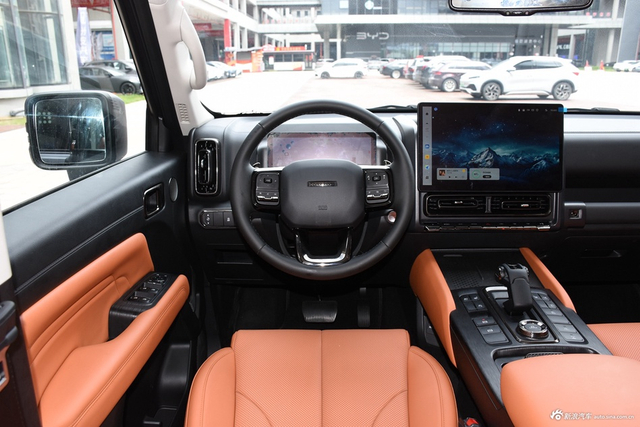 2024款哈弗H9 汽油 极境版 5座