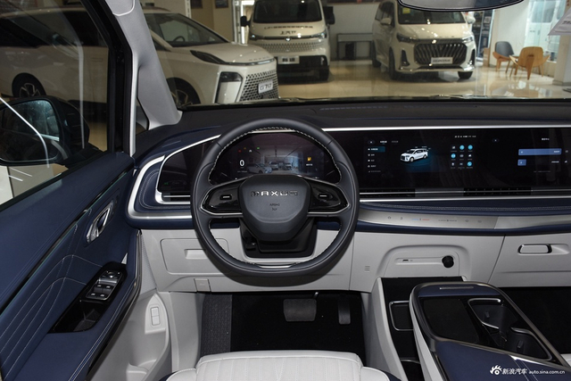 2024款上汽大通MAXUS G90 2.0T 星云六座版