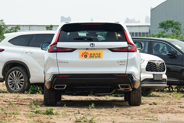 2023款CR-V 2.0L e:HEV 锐·两驱智悦版