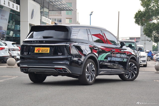 2024款红旗HS7 PHEV 2.0T四驱旗领版 7座