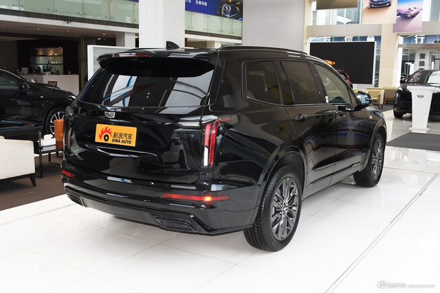 2025款XT6 2.0T 六座四驱尊贵行政黑标版