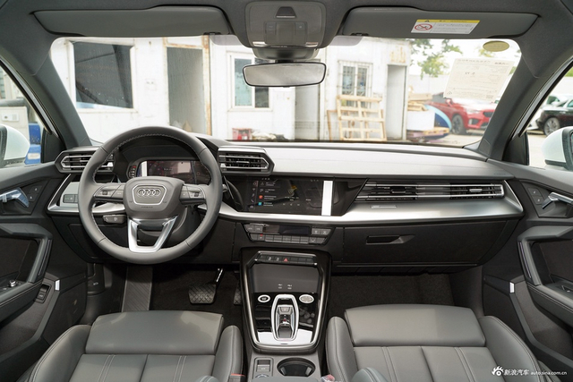 2025款奥迪A3L Limousine 35TFSI 飞驰悦享型