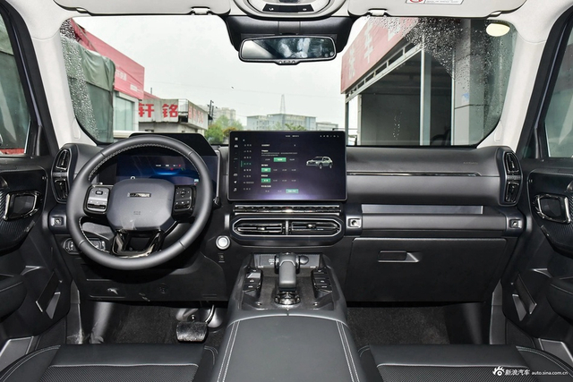 2023款哈弗二代大狗2.0T 两驱潮野版Plus