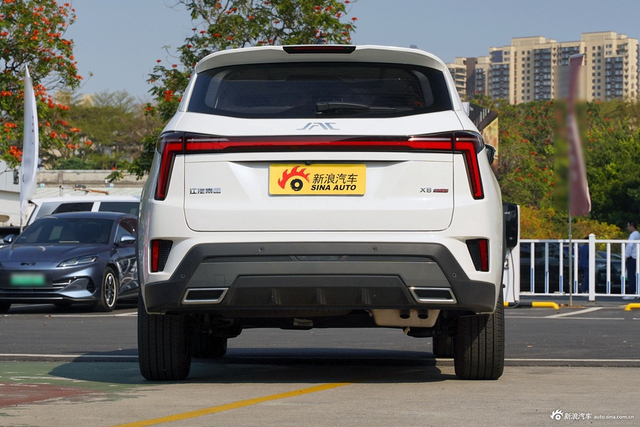 2024款江淮X8 PLUS 1.5TGDI DCT智享版 7座