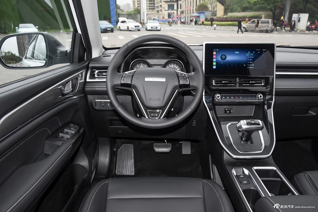 2023款哈弗M6 PLUS 1.5T DCT豪华智联型