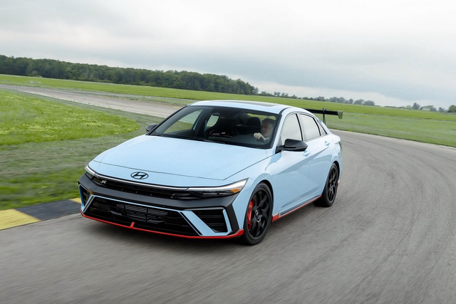 2026款伊兰特N TCR Edition 官图