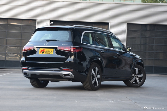 2024款奔驰GLS级 400 4MATIC