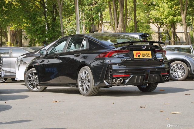 2025款影豹 270T DCT R-Style劲享版