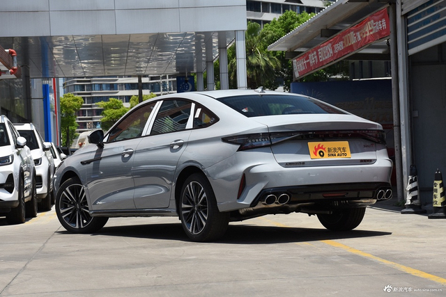 2023款艾瑞泽8 高能版 2.0T DCT劲