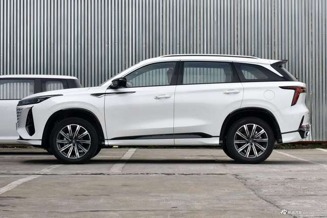 2026款长安CS75 PLUS 智慧冠军版 1.5T 新蓝鲸 智航型