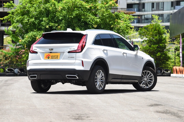 2024款XT4 28T 两驱豪华型