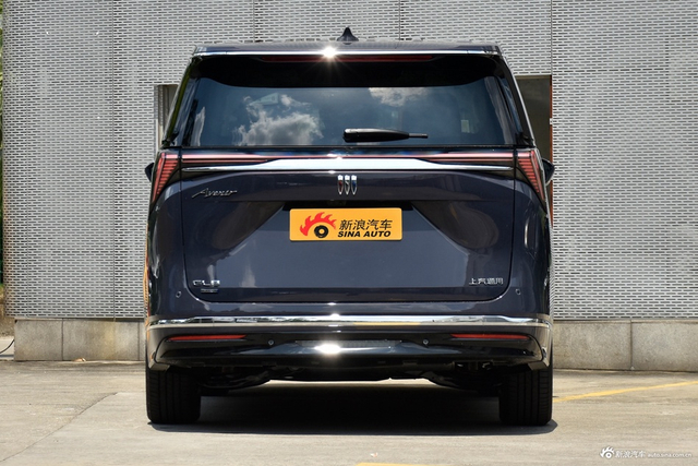 2026款别克GL8插混 陆尊 奢享版