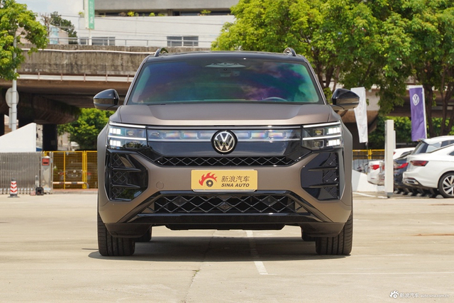 2025款途昂 Pro 450TSI 四驱登峰版