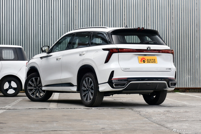 2026款长安CS75 PLUS 智慧冠军版 1.5T 新蓝鲸 智航型