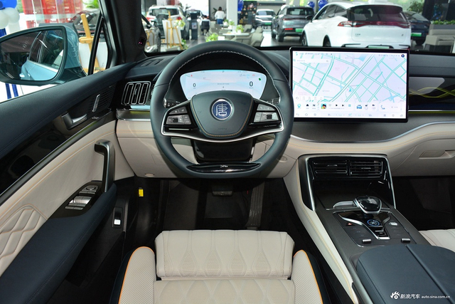 2024款比亚迪唐EV 冠军版 635KM 四驱旗舰型