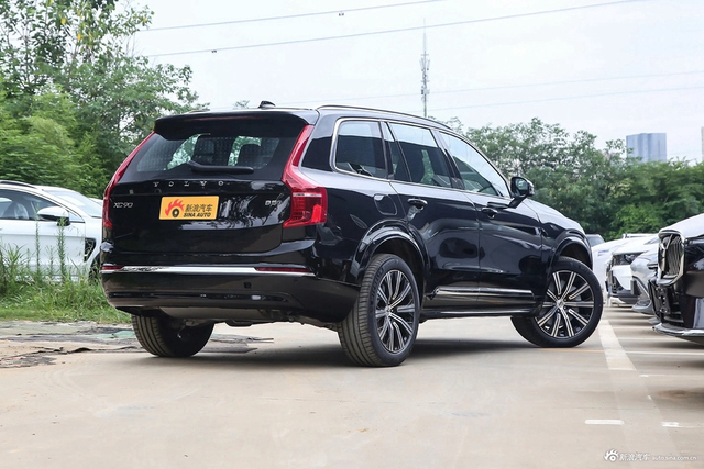 2024款沃尔沃XC90 B5 智行豪华版 7座