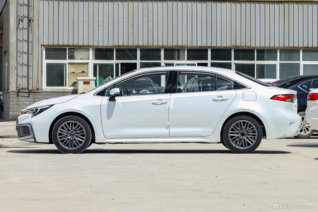 2024款凌尚 2.0L 豪华版