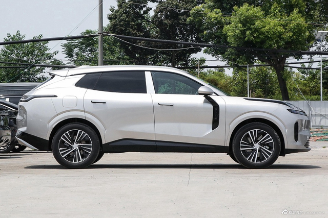 2025款领克08 EM-P 120长续航Pro