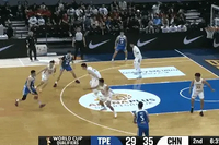 陈盈骏目前4中4得到9分，中国台北打出7-0反超中国男篮