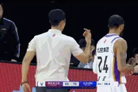 本场已经11中9！里勒手部不适被替换下场