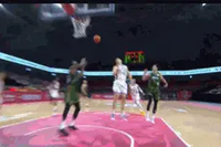 展现身体素质！郭昊文助飞队友空接 随后个人连续暴扣追分