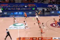 趁热打铁！张镇麟再度暴扣 但古德温倒地不起疑似受伤