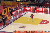 就没人来接应下？张兴亮底线发球5秒为例低级失误 交出球权