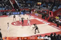 得不偿失！威尔逊外线回环要犯规不成被徐杰抢断助攻奎因飞扣