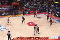 球进灯亮！托马斯拉开打克里斯命中撤步压哨三分