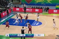 可惜！浙江落后4分&约克超级无敌远干拔三分打板命中 依然难救主