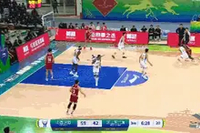 要花了？贾明儒连中三分球 山西下半场12-2领先广厦20分