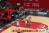 直捣黄龙！祝铭震突破躲过补防单臂劈扣得分