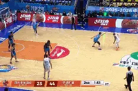 辛普森抱怨吃T！张力升单防钉板帽翻辛普森 反击助攻队友三分