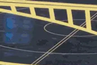 小学生爱吃糖！勇士对篮网时库里在场边偷偷藏糖果