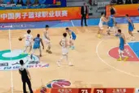 箭如雨下！弗格继续外线开炮 飙中个人本场第9个三分