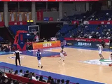 这才是NBA的外援！基诺内斯一条龙甩开防守 超远三分打板压哨命中