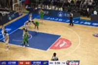 攻防俱佳！辽宁外援凯勒·爱德华兹12中8砍25分4助6断 三分6中5
