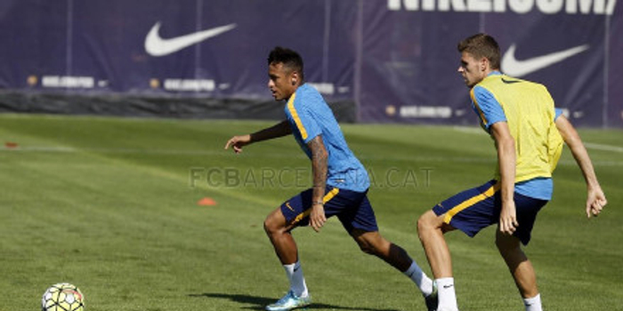 关于内马尔的球鞋