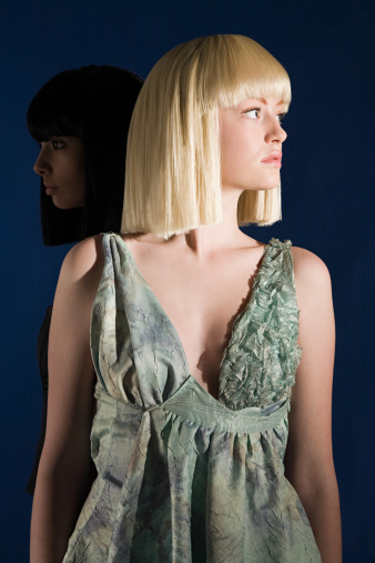 双子女的洪荒之力来自哪里