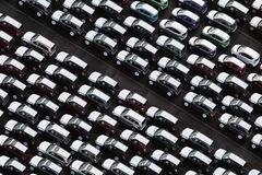 数说|国内车市2月销量下滑79.1% 经销商库存预警创新高