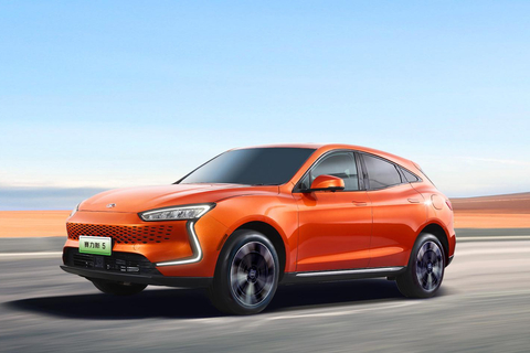 重庆车展：赛力斯5四驱高性能版上市 售价33.9万元