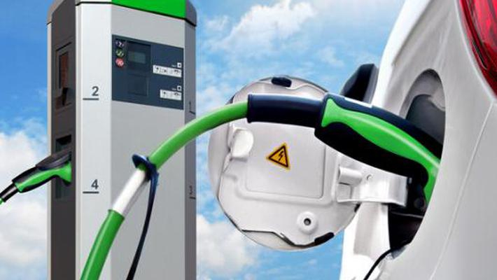 技术进步 新能源汽车续航还是痛点吗？