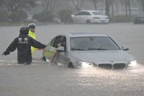 暴雨漫灌，车辆泡水后车险理赔吗？