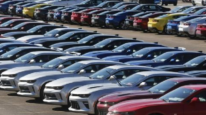 美国今年 汽车销量或将下降17.3%