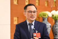 中国长安汽车朱华荣:建议加快自动驾驶立法