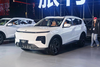 限时6.99万元起 捷途X70超越版/山海L7超越版上市