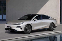 吉利银河星耀8远航家 限时售12.98万起