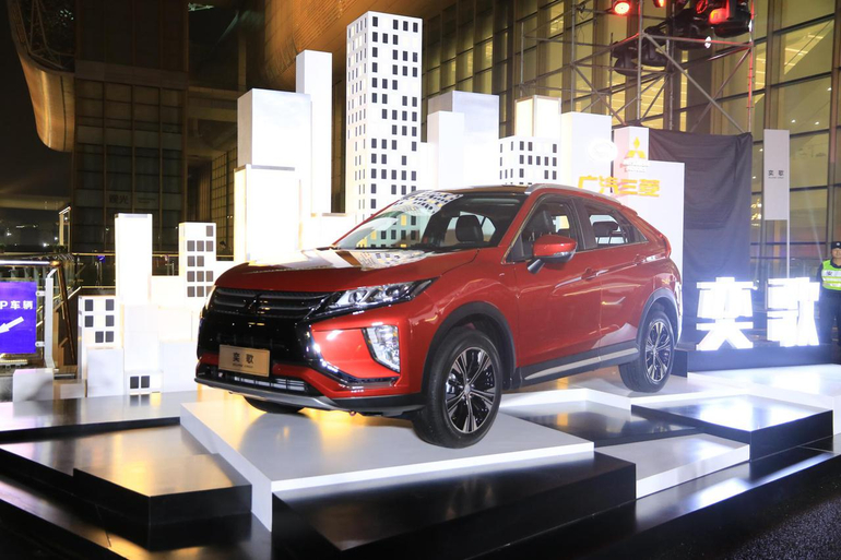 广汽三菱全新suv奕歌上市售12.98-18.58万